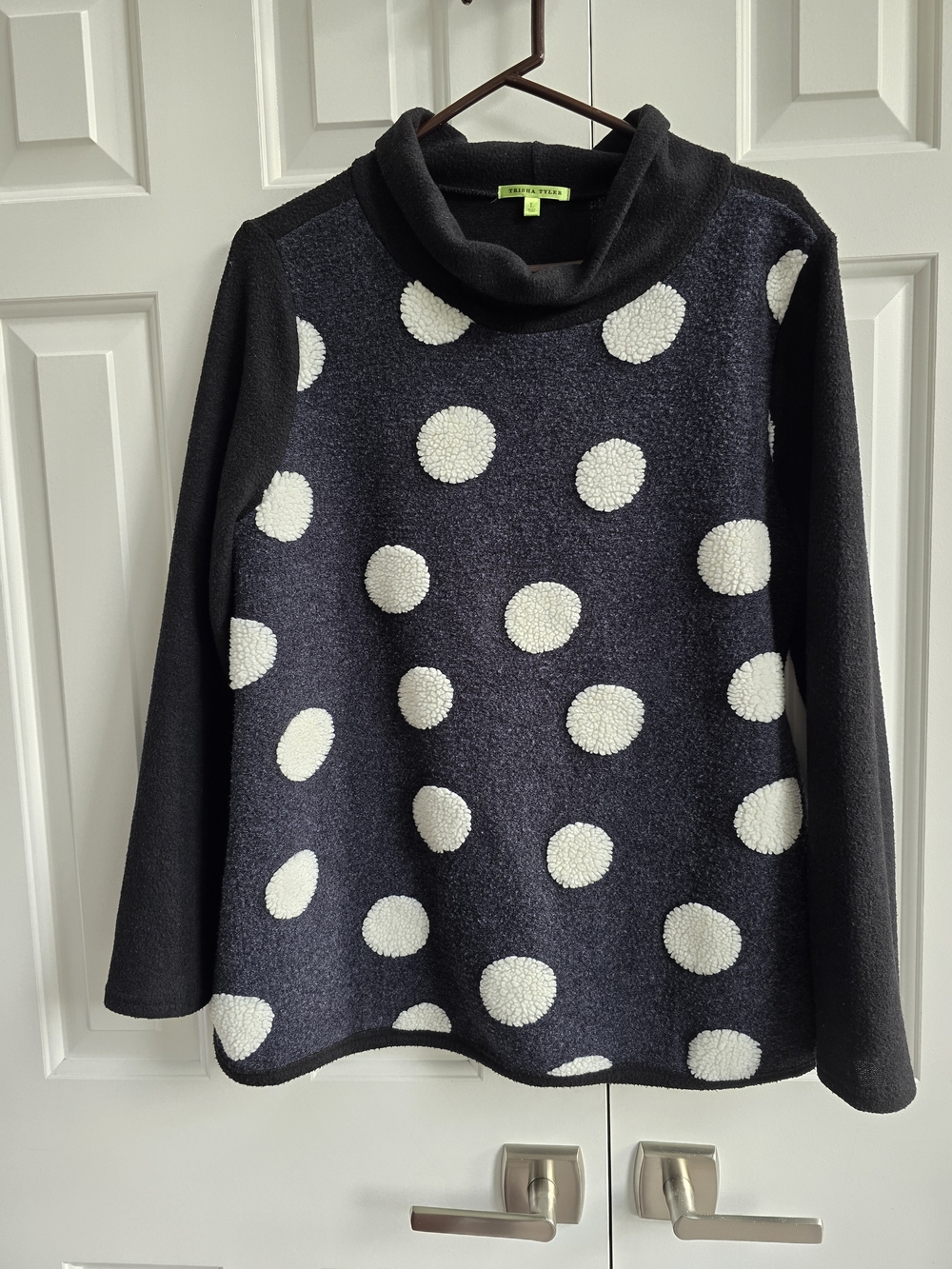 Polka Dot Cowl Neck Women's Sweater - Black Navy & White